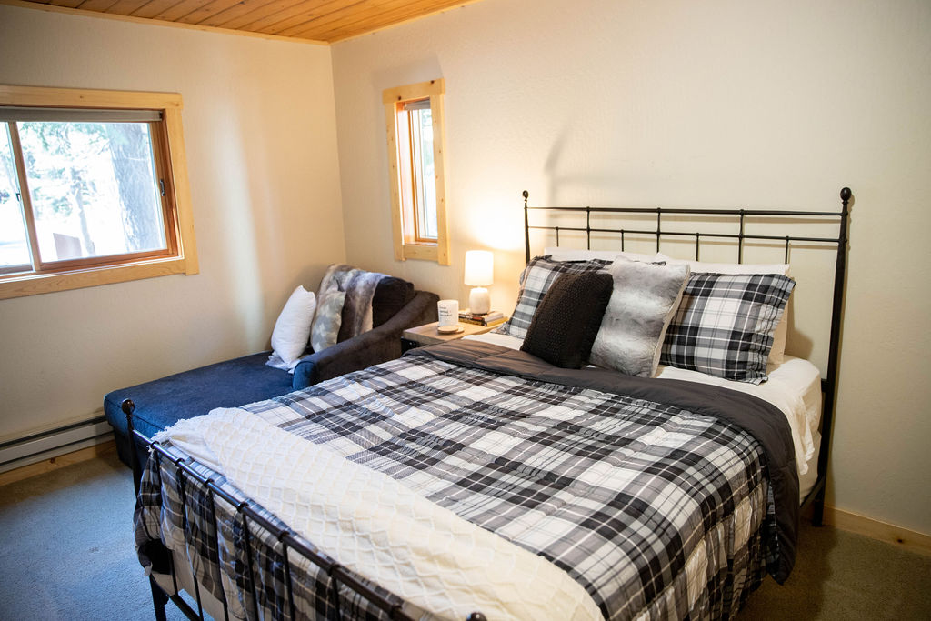 Donner Lake Vacation Rental West End Washoe Rd Dawner Haven bedroom8