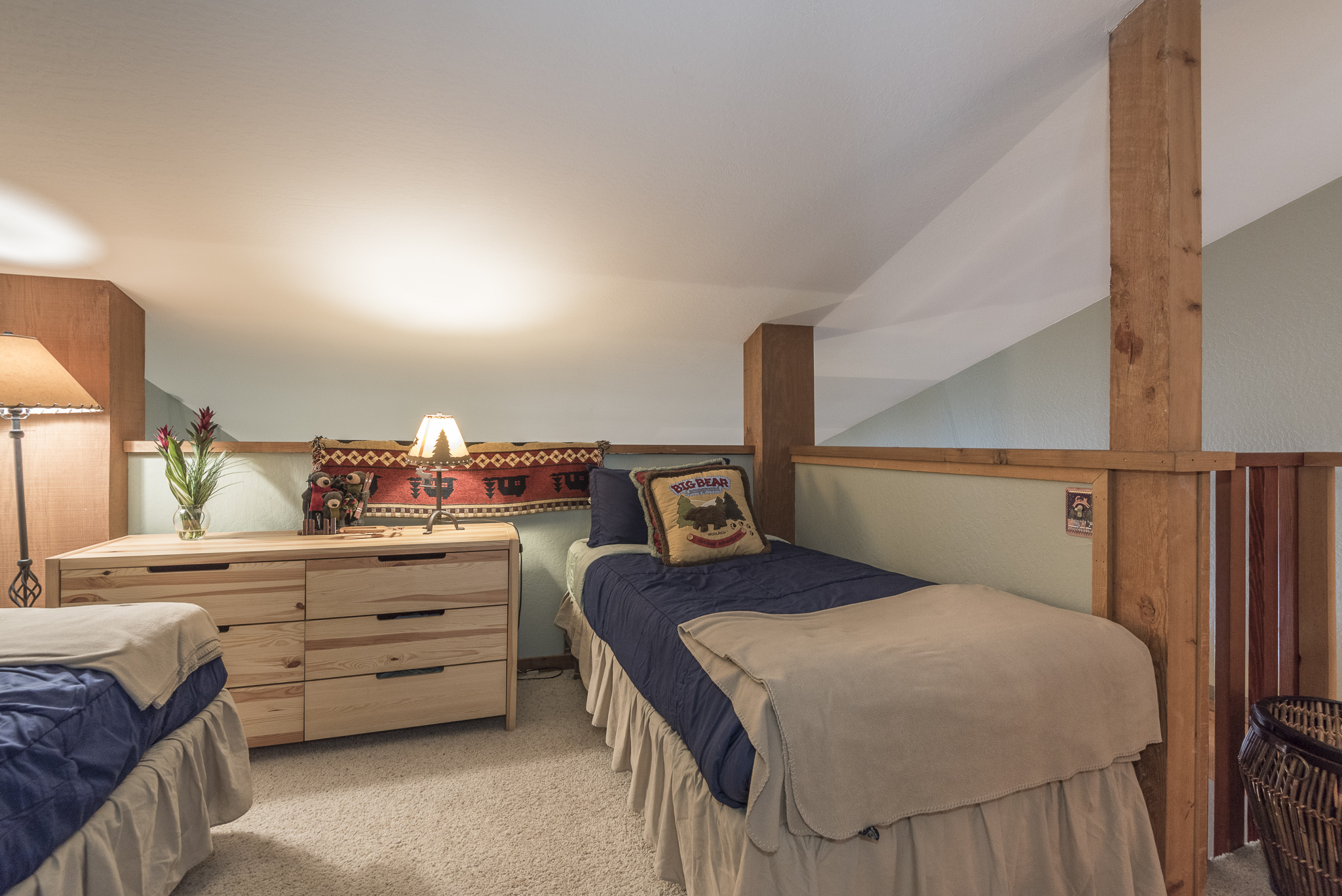 Northstar Skiview Rental Condo bedroom with twin bed