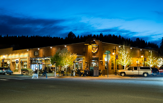 downtown truckee ca at night