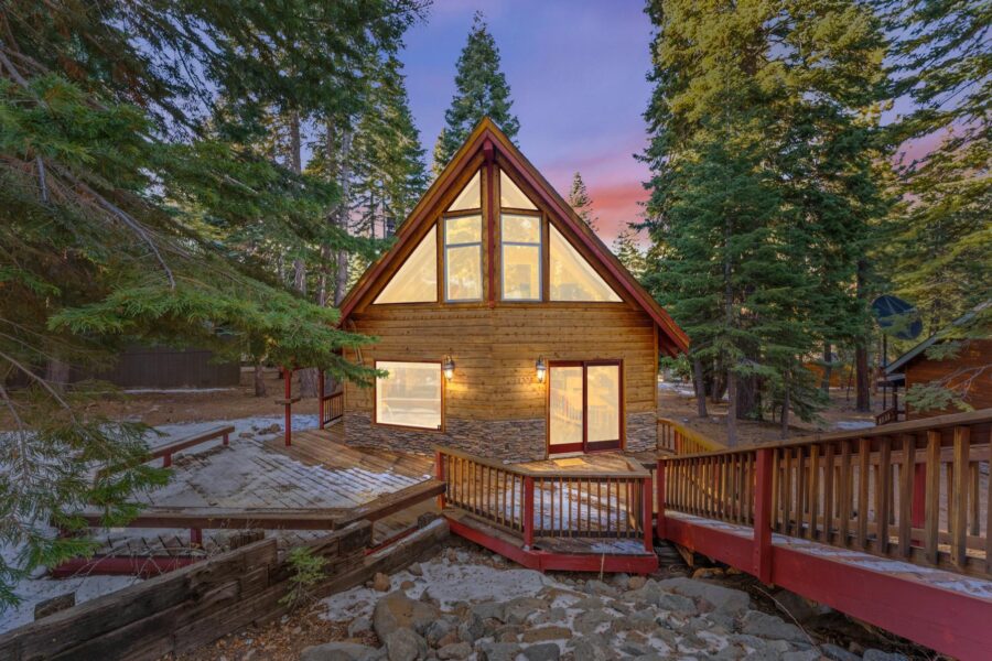 Charming Tahoe Vista Escape